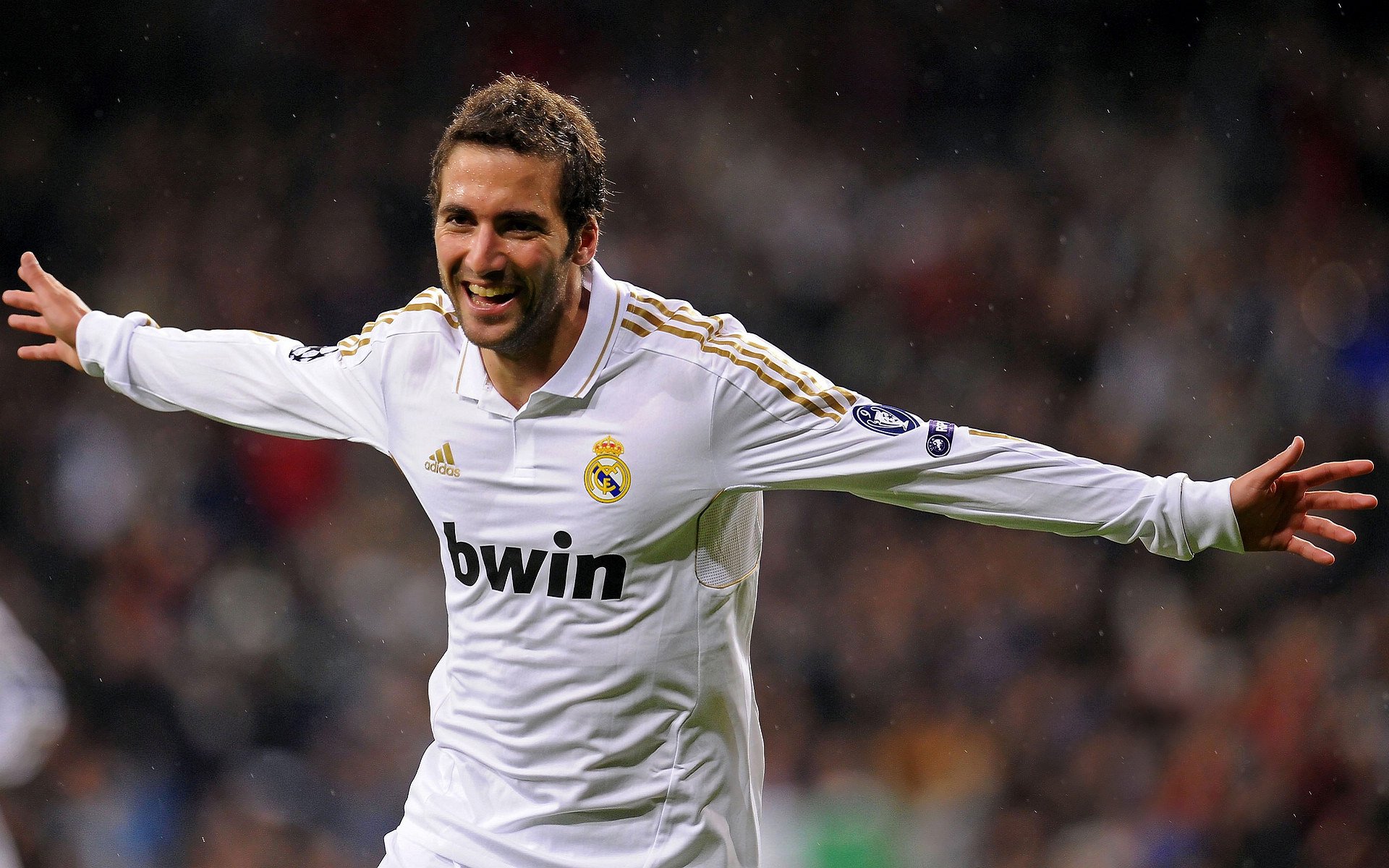 世俱杯决赛：巴塞罗那对阵利雅得胜利，谁将问鼎？，巴塞罗那vs世俱杯2015